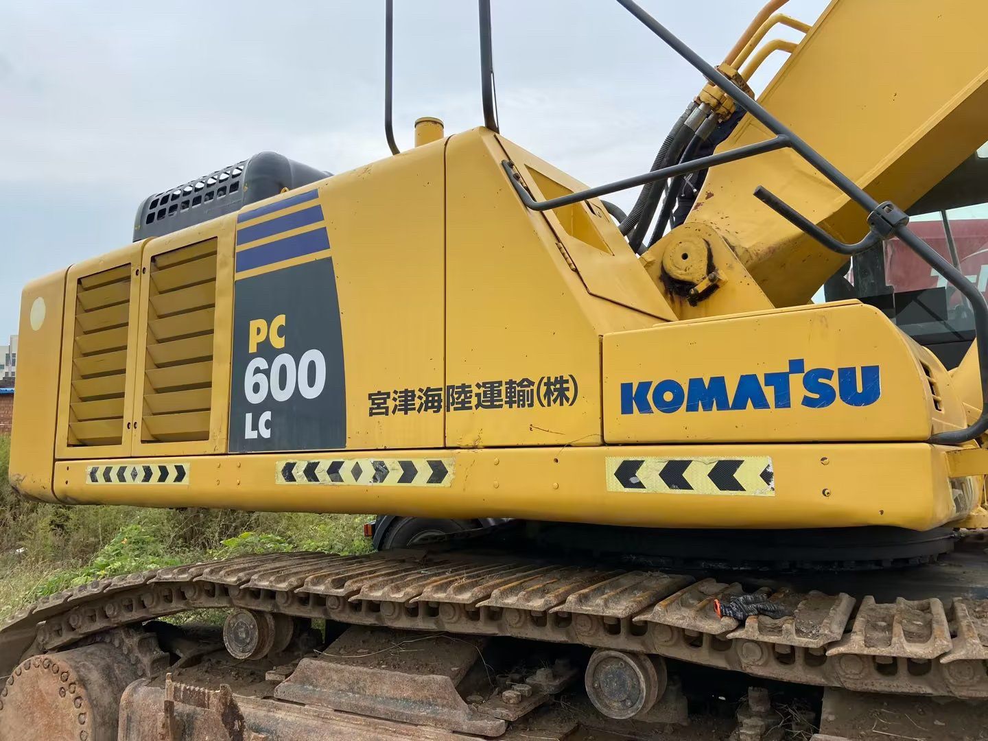 Used Komatsu PC600 Excavator for Sale front view