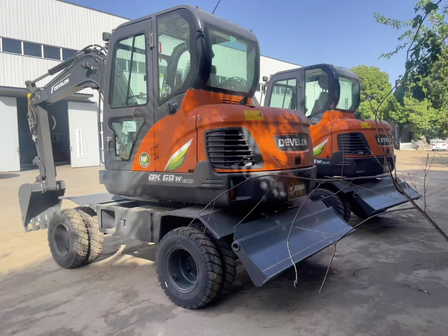 NEW DEVELON DX60WECO