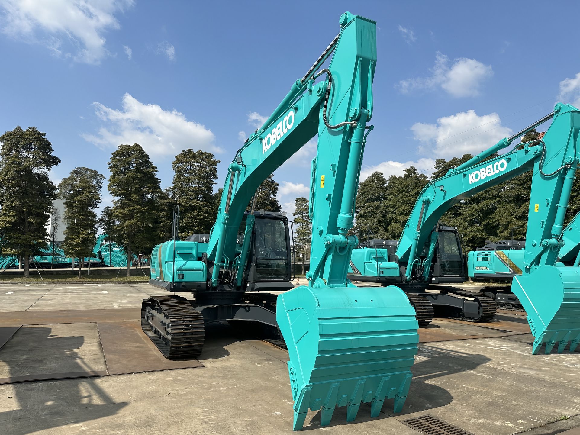 New Kobelco SK240LC-12 Excavator for Sale detail view