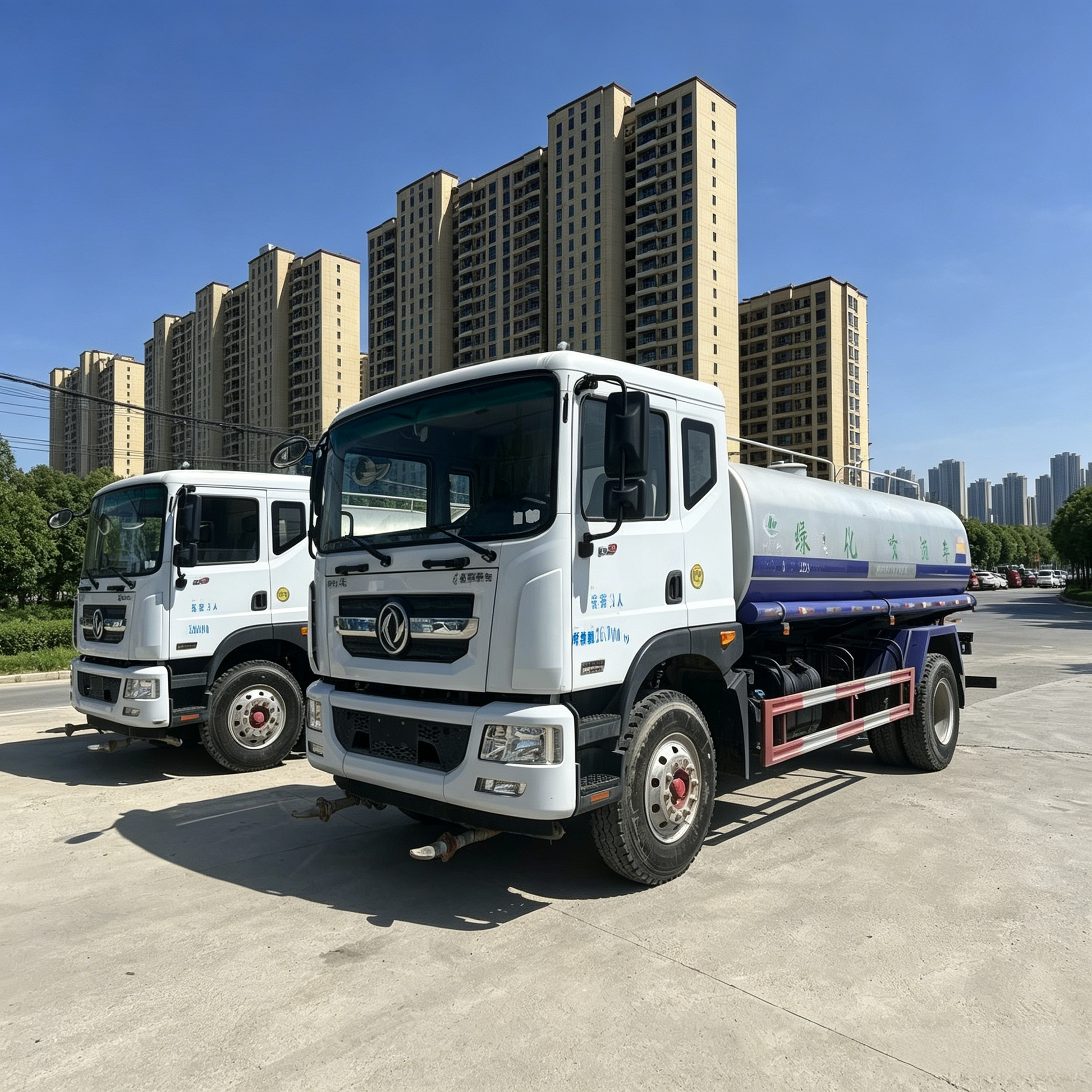 Used Dongfeng DFAC D9 Water Sprinkler Truck for Sale side view