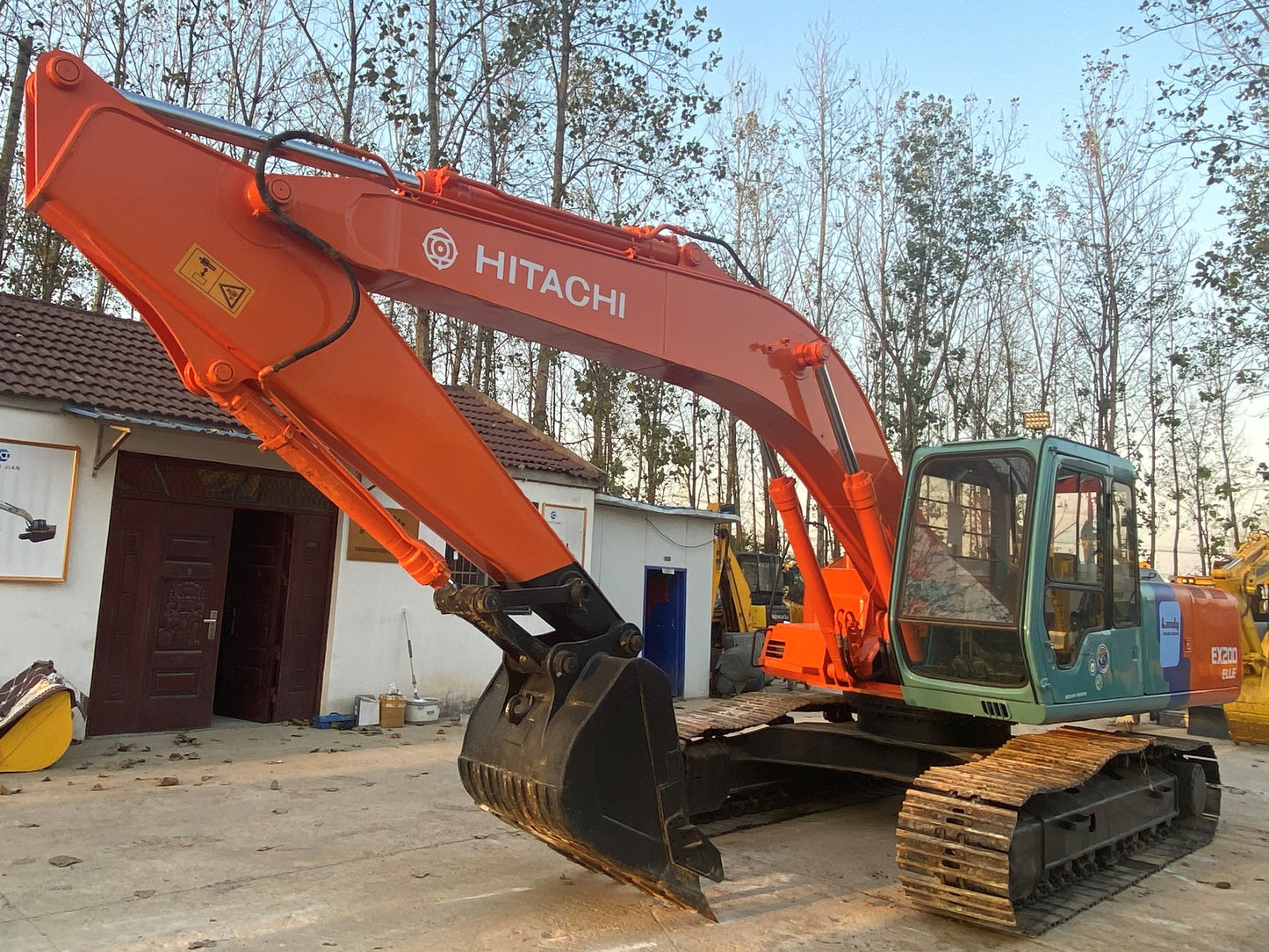 Used Hitachi EX200-2 Excavator for Sale front view