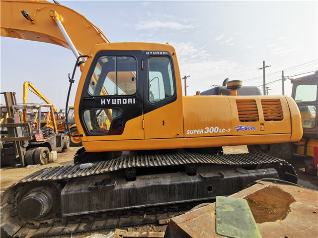 USED HYUNDAI R300LC-7