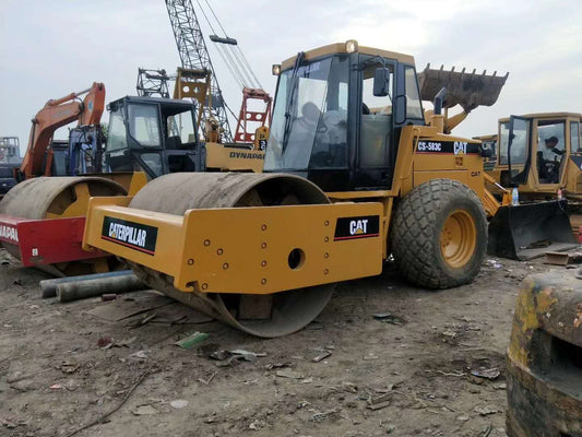 Used Caterpillar CS-583C Road Roller for Sale rear side view