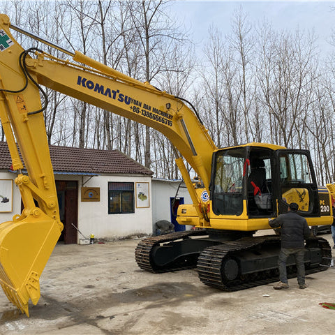 Used Komatsu PC200-7 Excavator for Sale side view