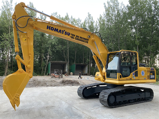 Used Komatsu pc200-8