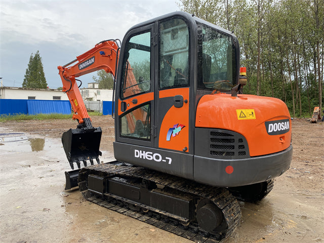 Used Doosan DH60-7 Excavator for Sale detail view