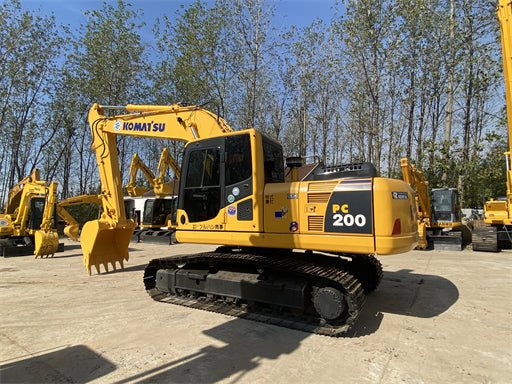 USED KOMATSU PC200-8N1