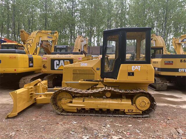 Used Caterpillar D5G Bulldozer for Sale rear side view