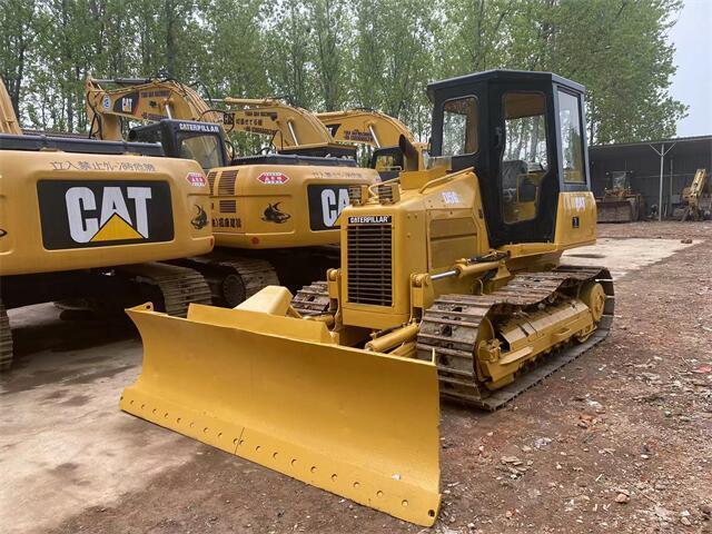 Used Caterpillar D5G Bulldozer for Sale front view