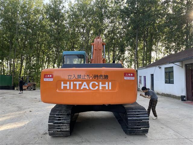 Used Hitachi EX200 Excavator for Sale detail view