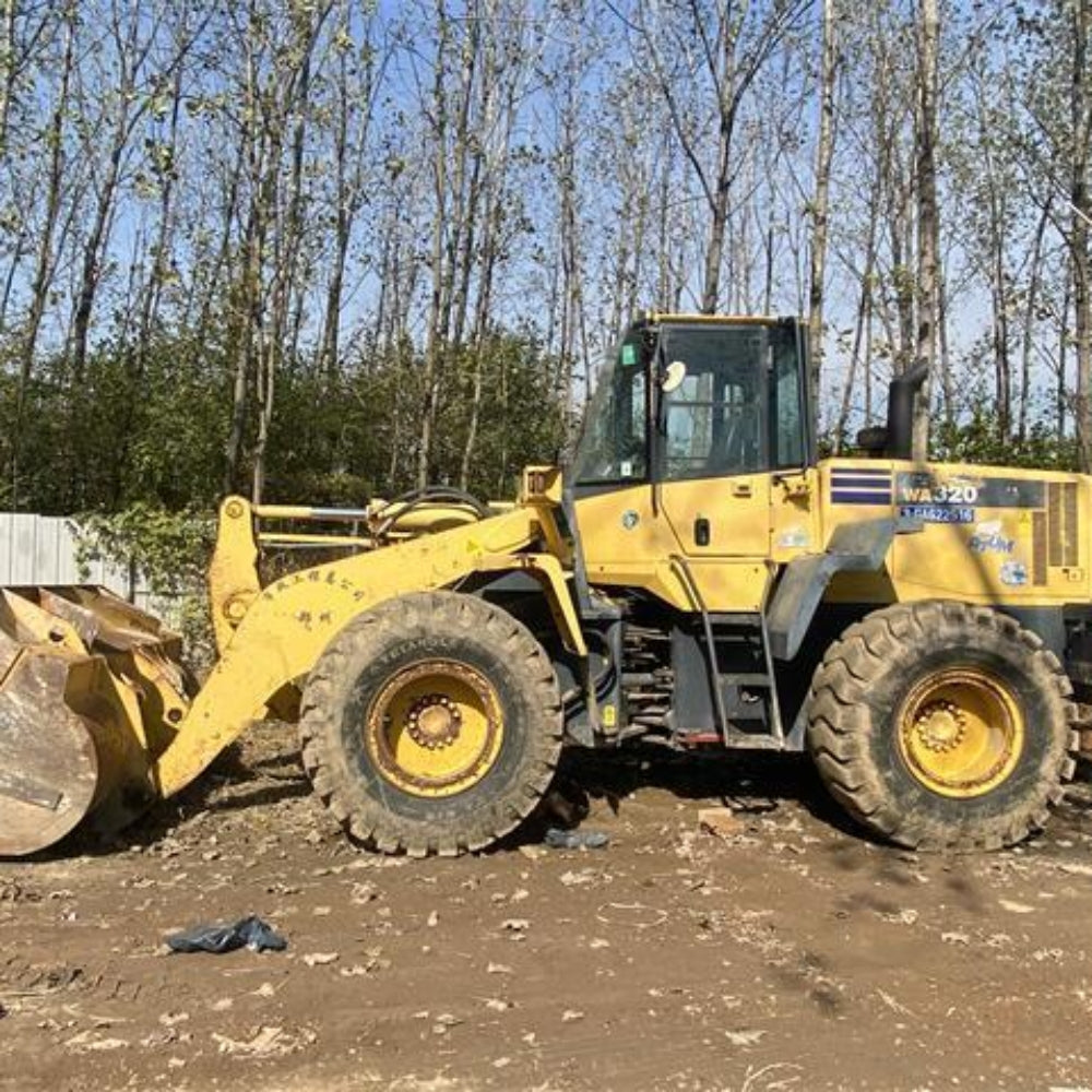 Komatsu WA320-5 Wheel Loader product photograph