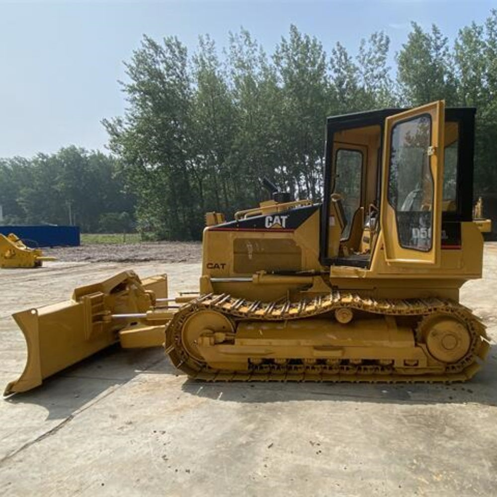 Used Caterpillar D5G Bulldozer for Sale side view
