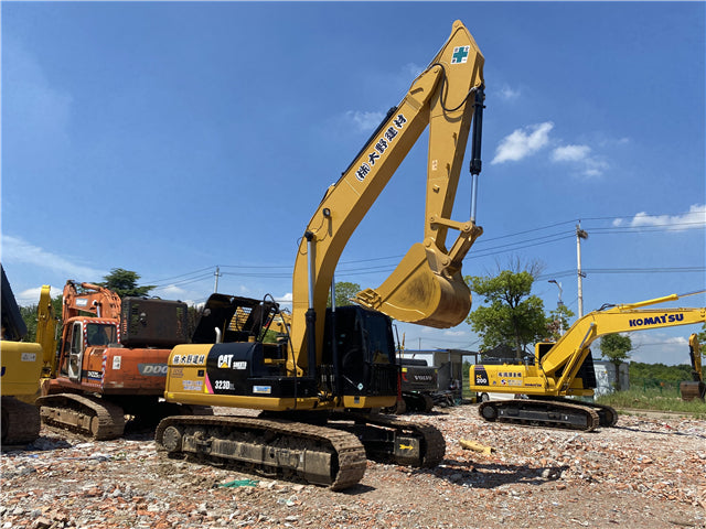 USED CAT 323D2L