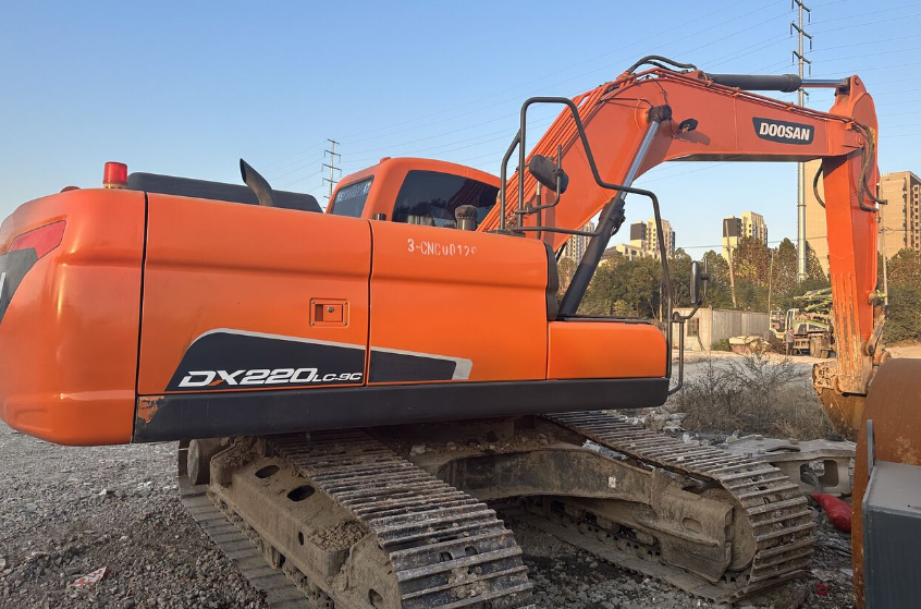 Used Doosan DX220LC-9C Excavator for Sale front view