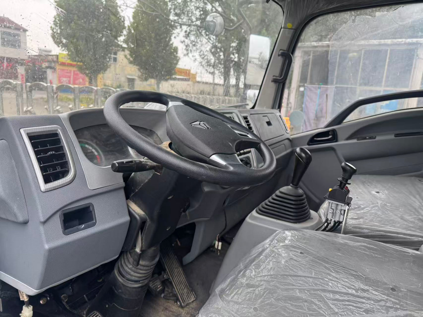 New Sinotruk 160HP Dump Truck for Sale detail view