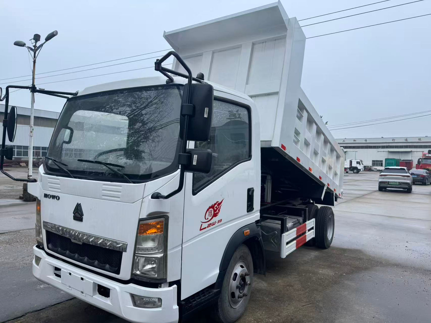 New Sinotruk 160HP Dump Truck for Sale front view