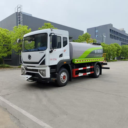 Used Dongfeng 170HP Water Sprinkler Truck for Sale side view