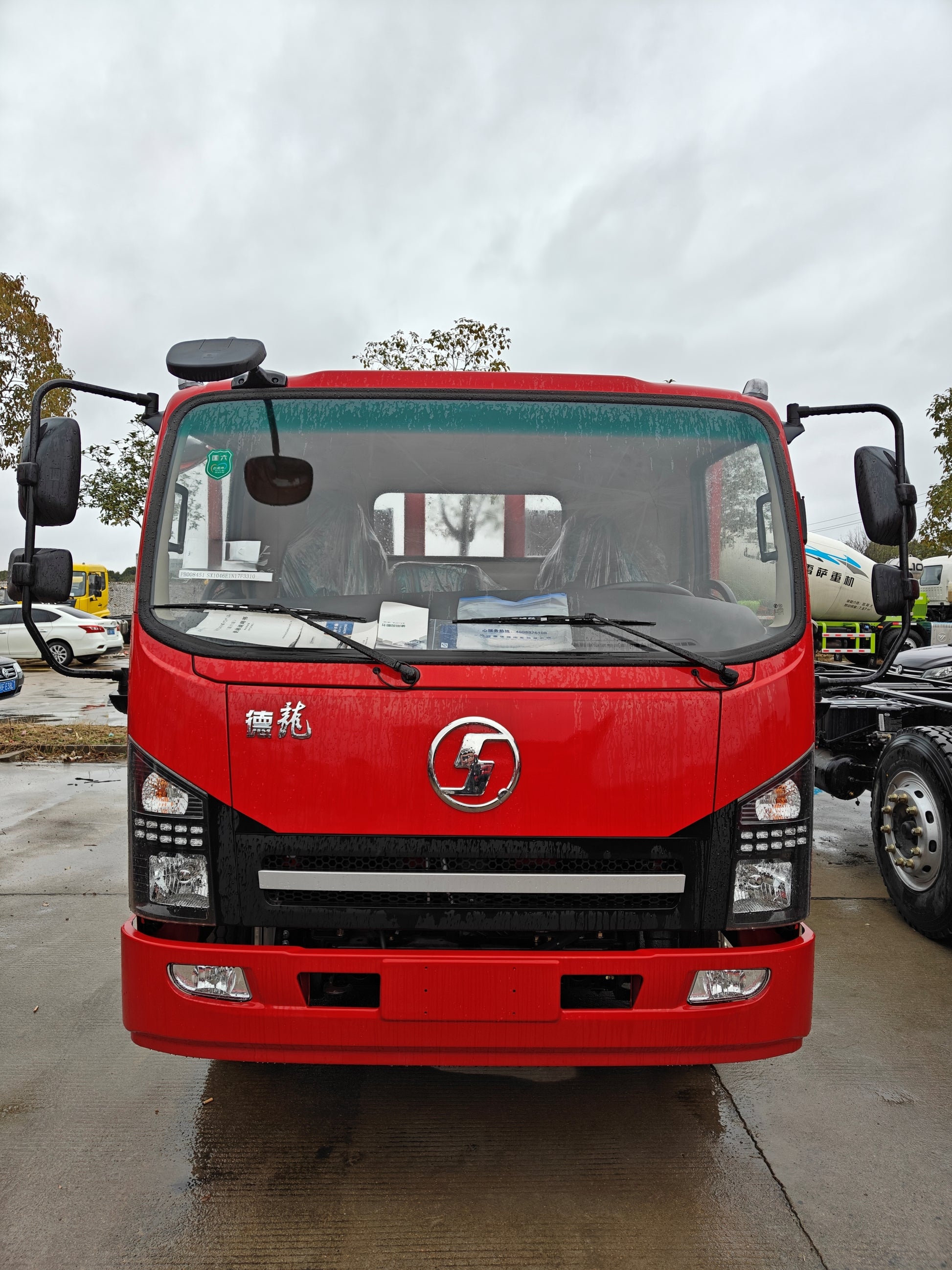 Used Shacman 170HP Flatbed Truck for Sale rear side view