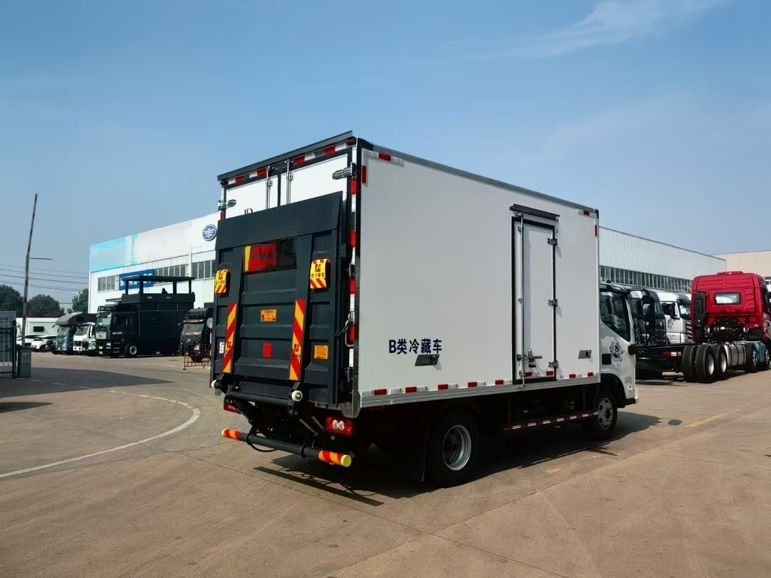 Used Foton 18M³ B‑CLASS Refrigerated Truck for Sale detail view