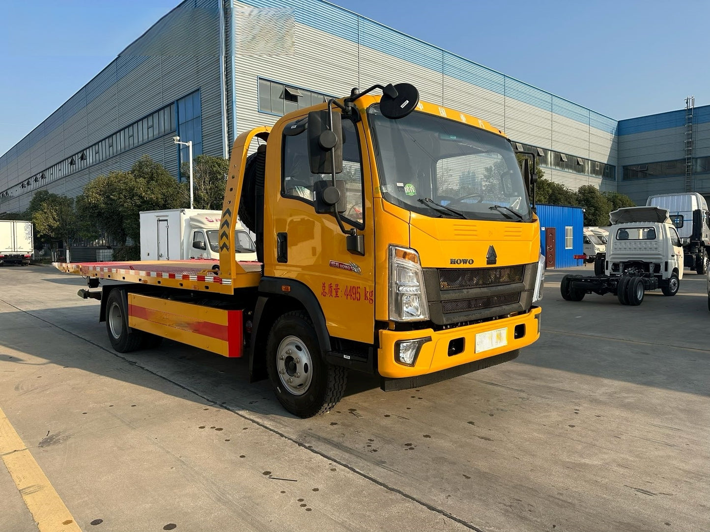 Used Sinotruk 160HP Road Wrecker Truck for Sale front view