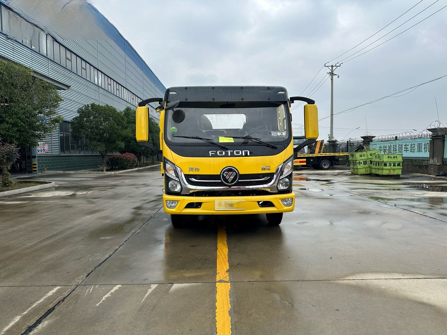 Used Foton 160HP Road Wrecker Truck for Sale - Updated Model rear side view