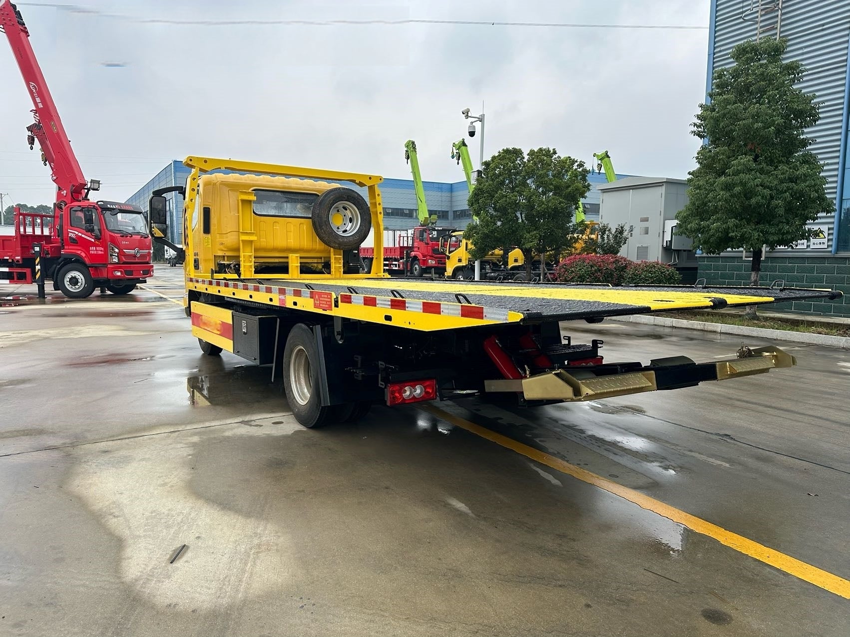 Used Foton 160HP Road Wrecker Truck for Sale - Updated Model detail view