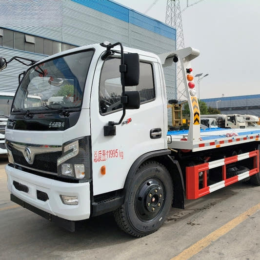 Used Dongfeng 150HP Road Wrecker Truck for Sale side view