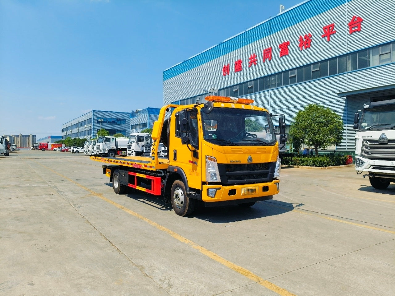Used Foton 160HP Road Wrecker Truck for Sale - Updated Model front view