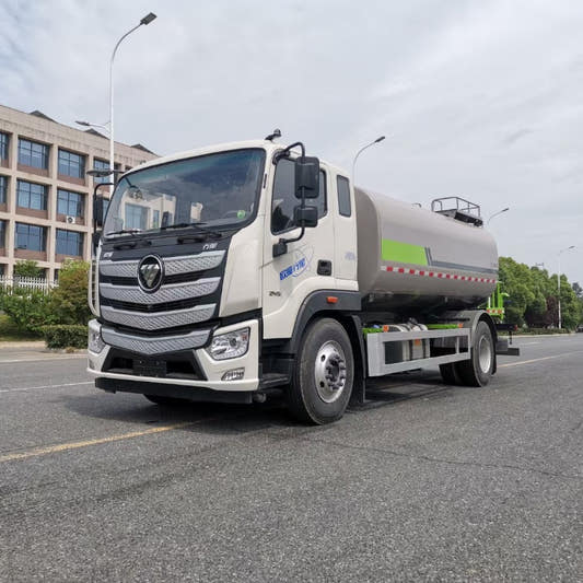 Used Foton 245HP Water Sprinkler Truck for Sale side view
