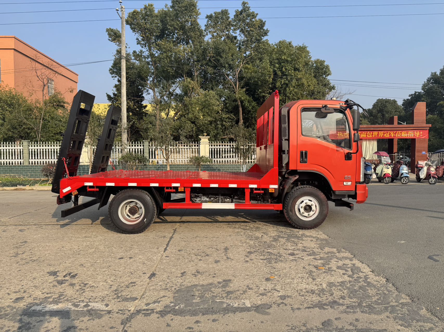 Used Dayun 180HP Flatbed Truck for Sale detail view