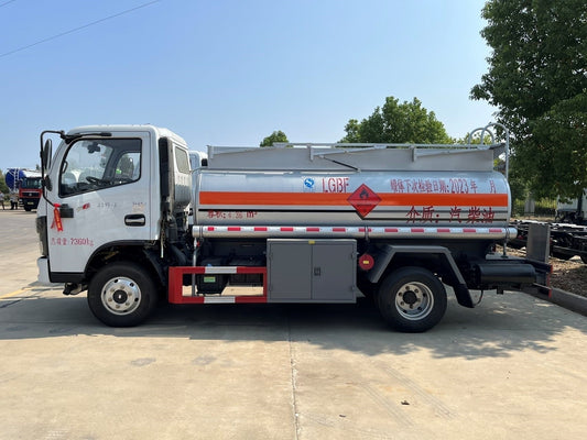 Used Dongfeng FORUKA 5.1M³ Fuel Tank Truck for Sale rear side view