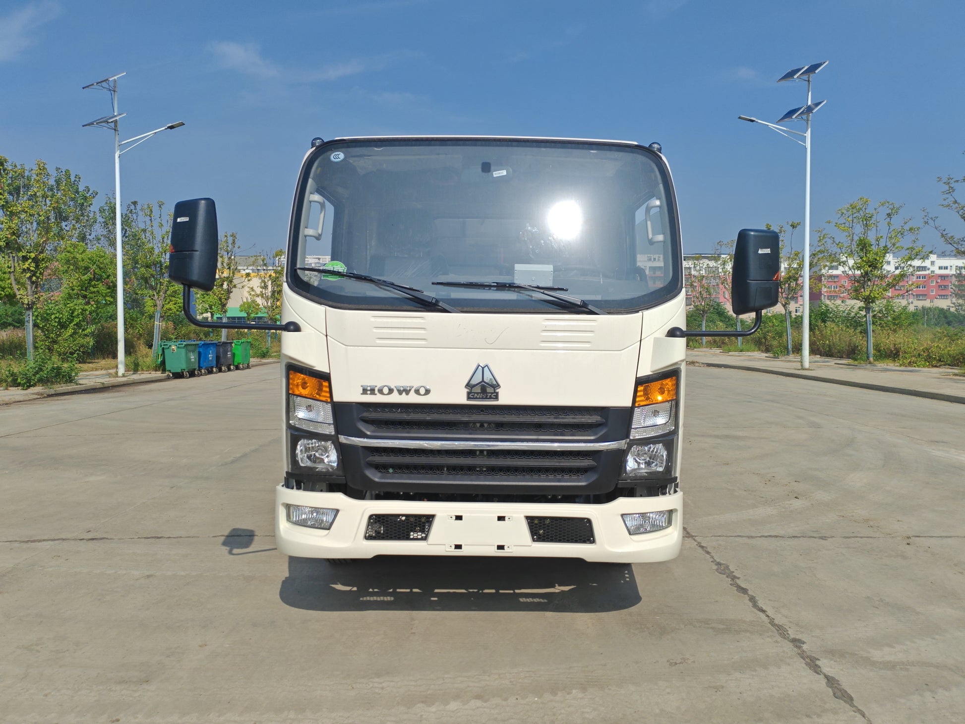 Used Sinotruk HOWO 6M³ Compressed Garbage Truck for Sale front view