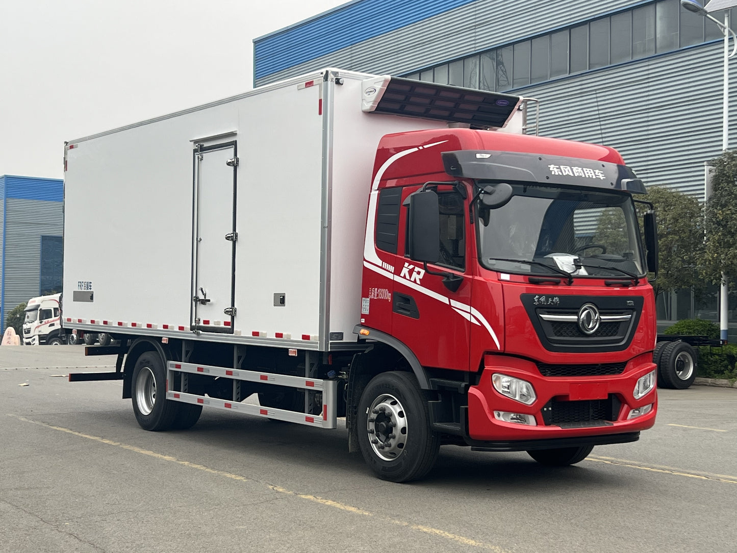 Used Dongfeng KINGRUN 42M³ Refrigerated Truck for Sale - Alternative Stock detail view