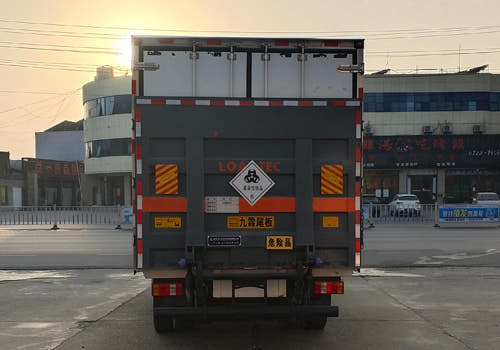 Used Sinotruk 160HP Refrigerated Medical Waste Truck for Sale rear side view