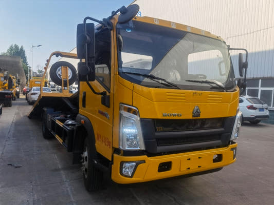 Used Sinotruk 150HP Road Wrecker Truck for Sale rear side view
