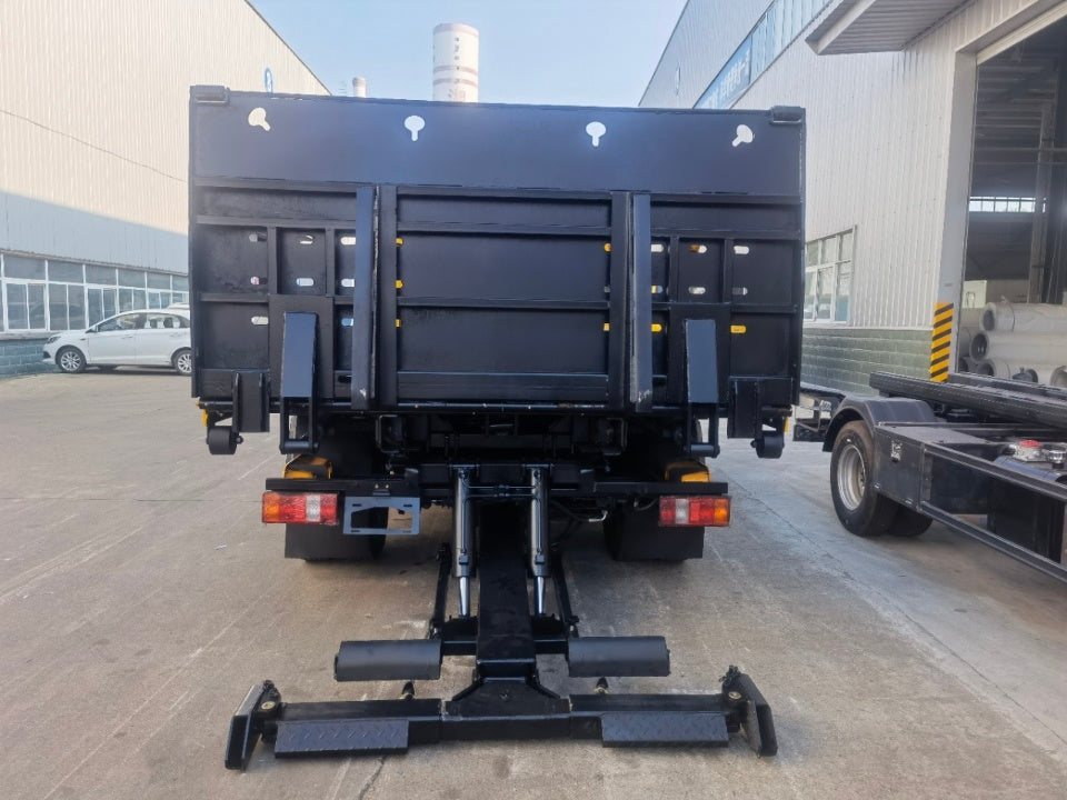 Used Sinotruk 150HP Road Wrecker Truck for Sale detail view