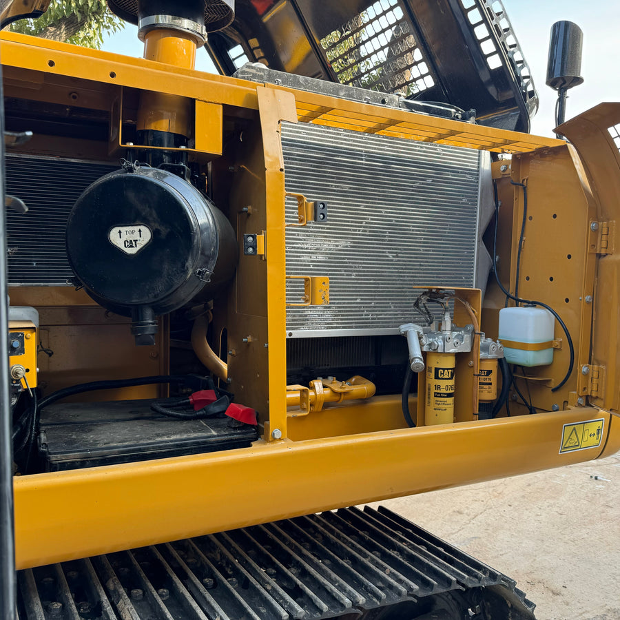 Used CAT 330D2 Crawler Excavator for Sale | Caterpillar 330D2 Price detail photo 7