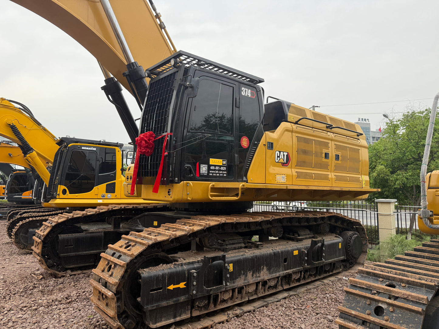 Used Caterpillar 374 Excavator for Sale front view
