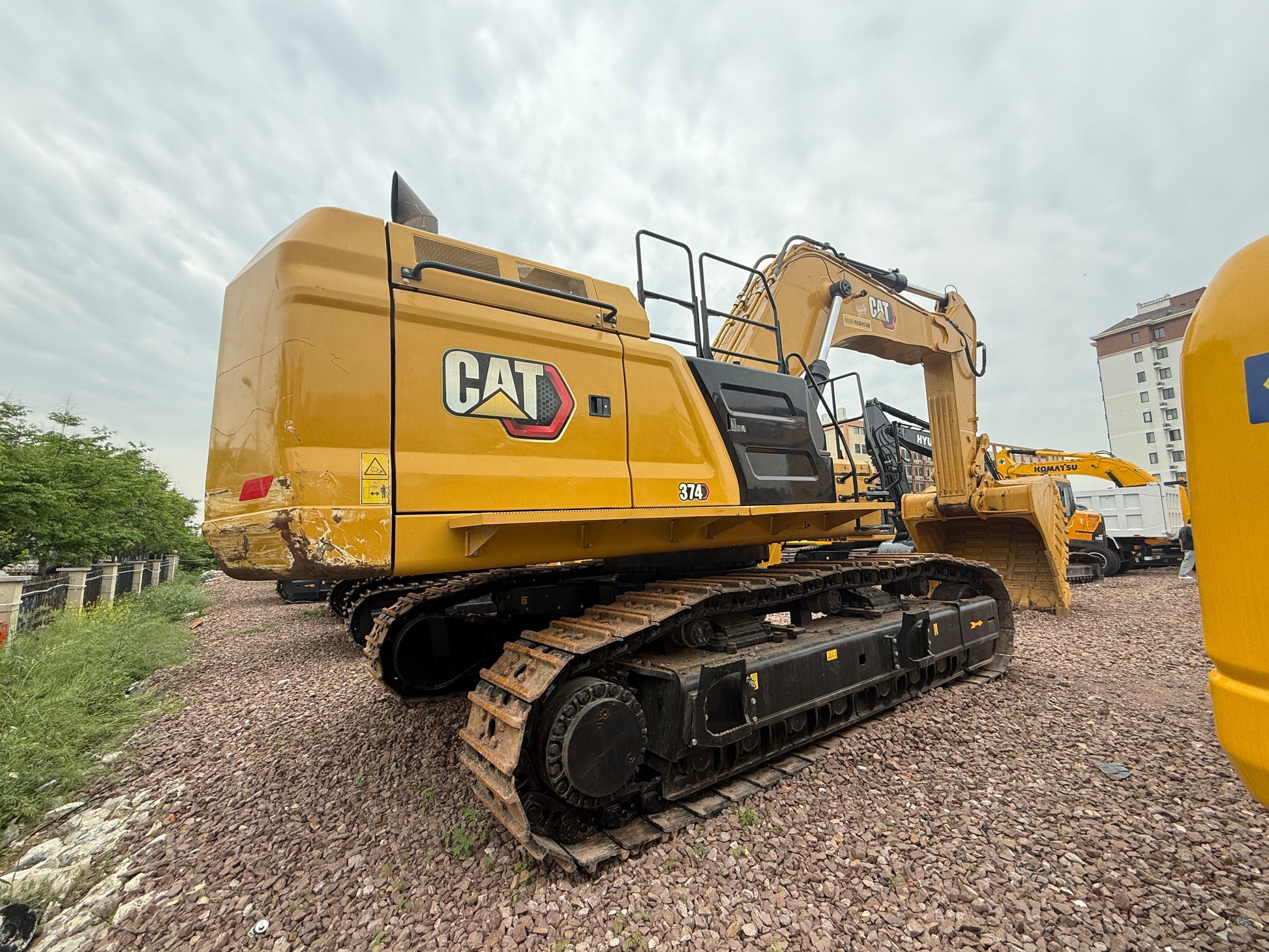 Used Caterpillar 374 Excavator for Sale detail view
