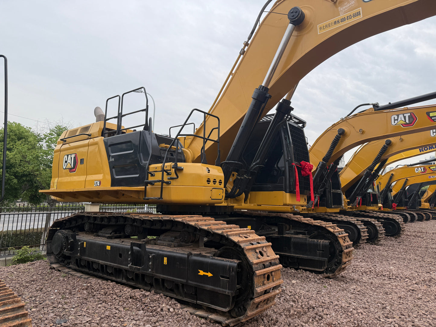 Used Caterpillar 374 Excavator for Sale detail view