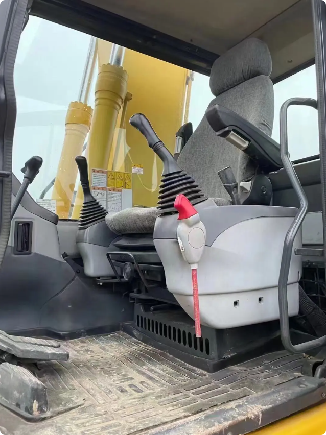 Used Komatsu PC160-7 Excavator for Sale operator cabin for sale