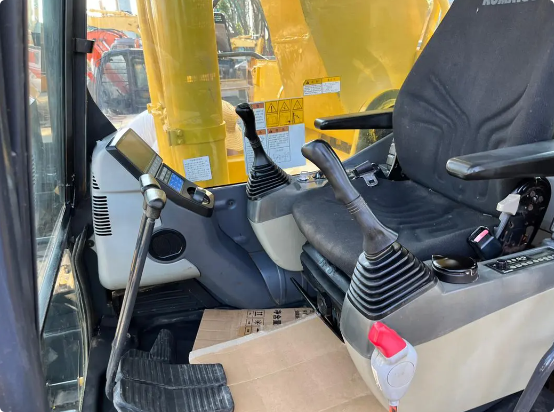 Used Komatsu PC400-8 Excavator for Sale operator cabin for sale