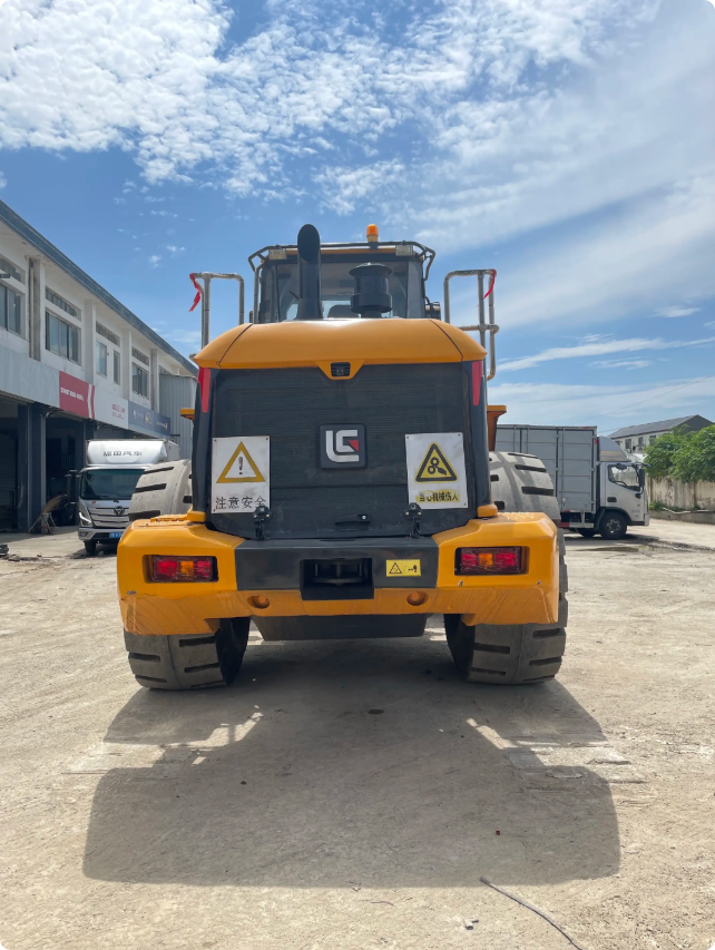 Used Liugong 870H Wheel Loader for Sale operator cabin for sale