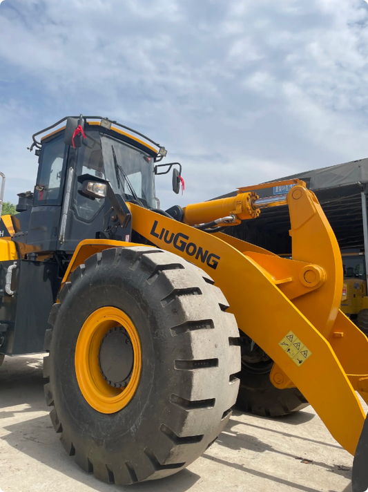 Used Liugong 870H Wheel Loader for Sale front working view for sale