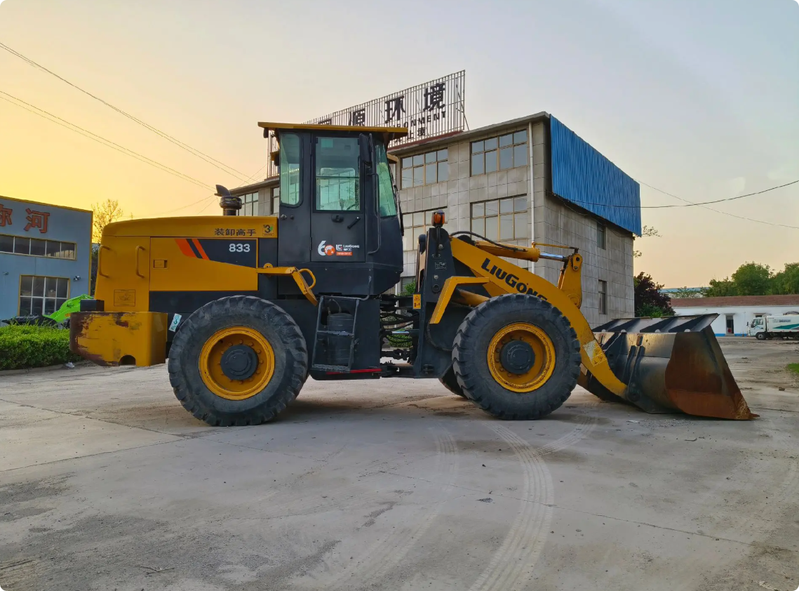 Used Liugong 833 Wheel Loader for Sale rear view for sale