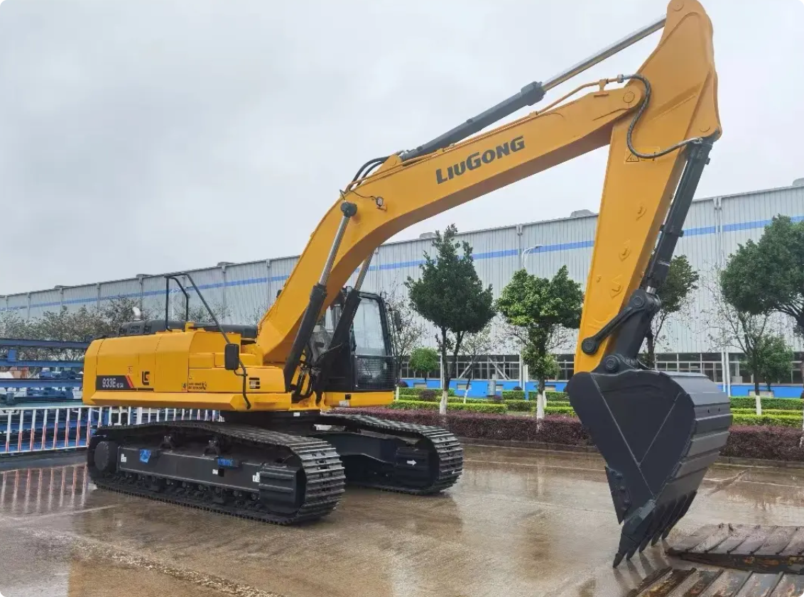 Used Liugong 933E Excavator for Sale bucket and boom detail for sale