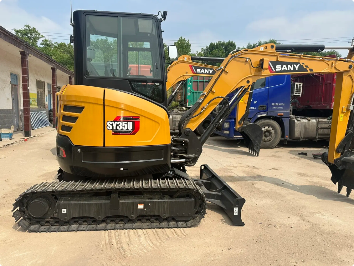 Used Sany 35U Excavator for Sale front working view for sale