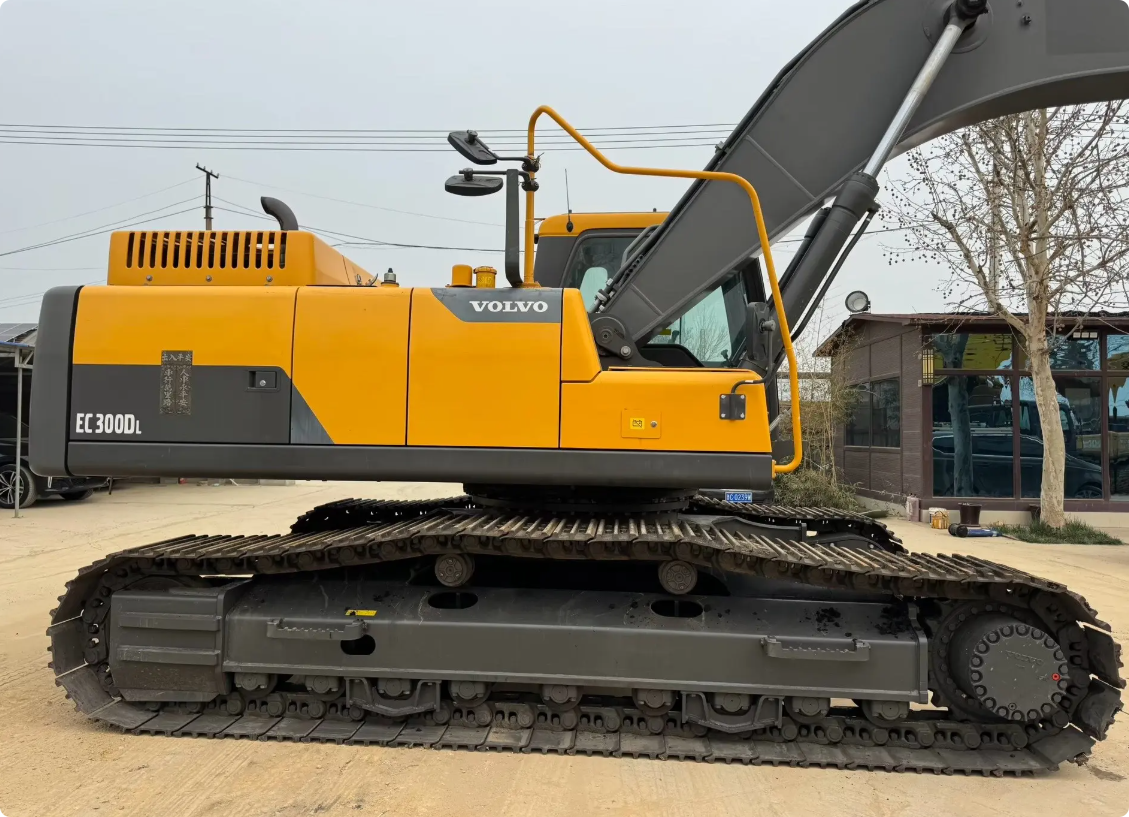 Used Volvo EC300DL Excavator for Sale rear view for sale