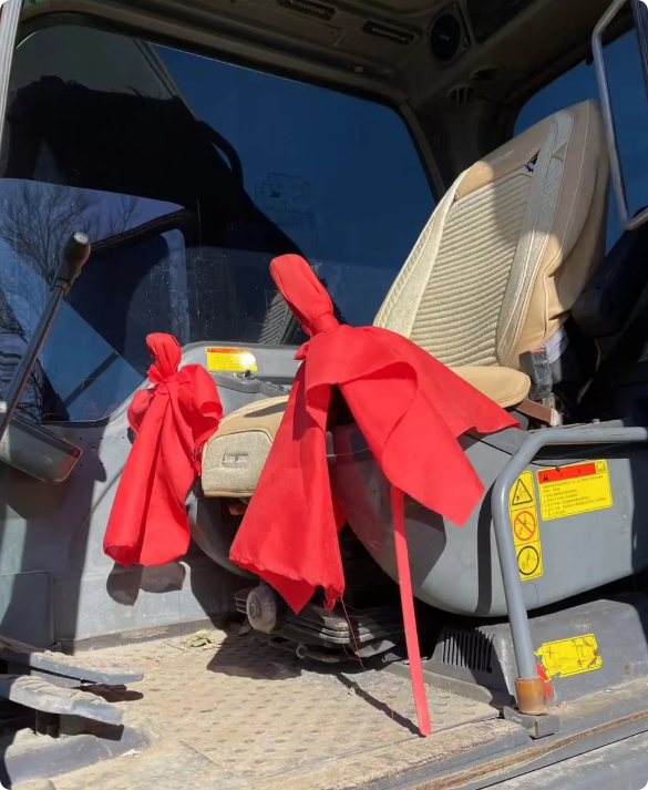 Used Volvo EC290BLC Excavator for Sale bucket and boom detail for sale