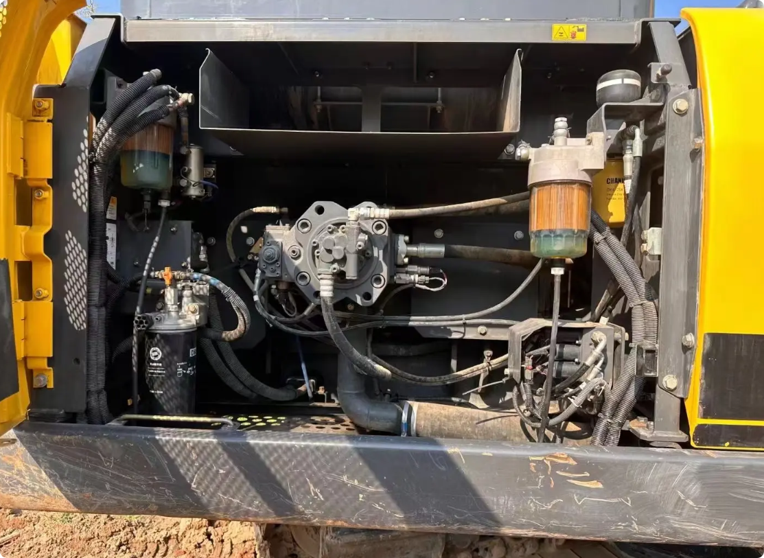 Used Sumitomo SH300 Excavator for Sale operator cabin for sale